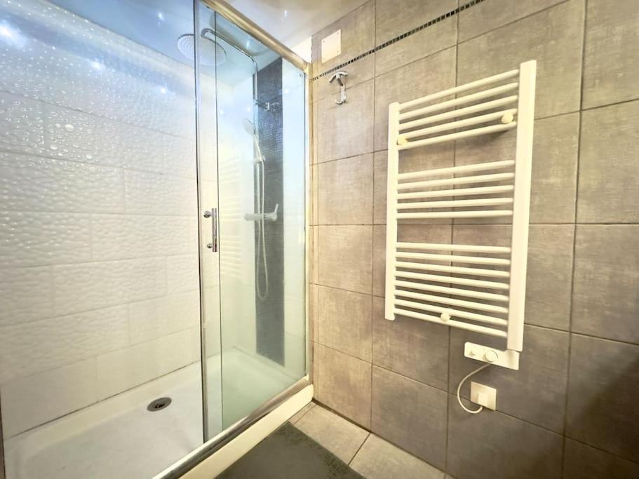 Appartement Tres Bel 5p Montmartre *
